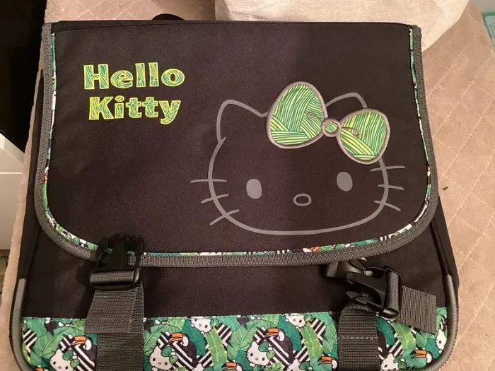 Cartable primaire hello kitty neuf