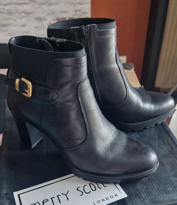 Boots à talon noire