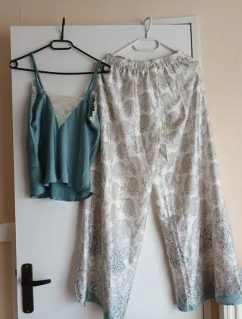 Ensemble pyjama satin etam été pantalon et débardeur taille S