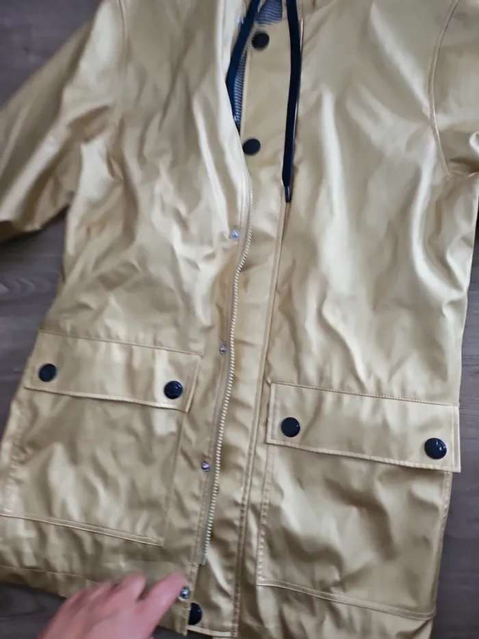 Imperméable dorée - photo numéro 2