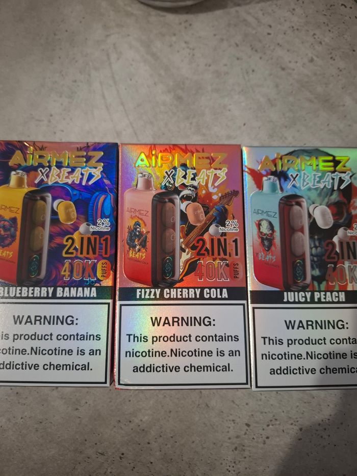 Vape 40 000  + écouteurs - photo numéro 2