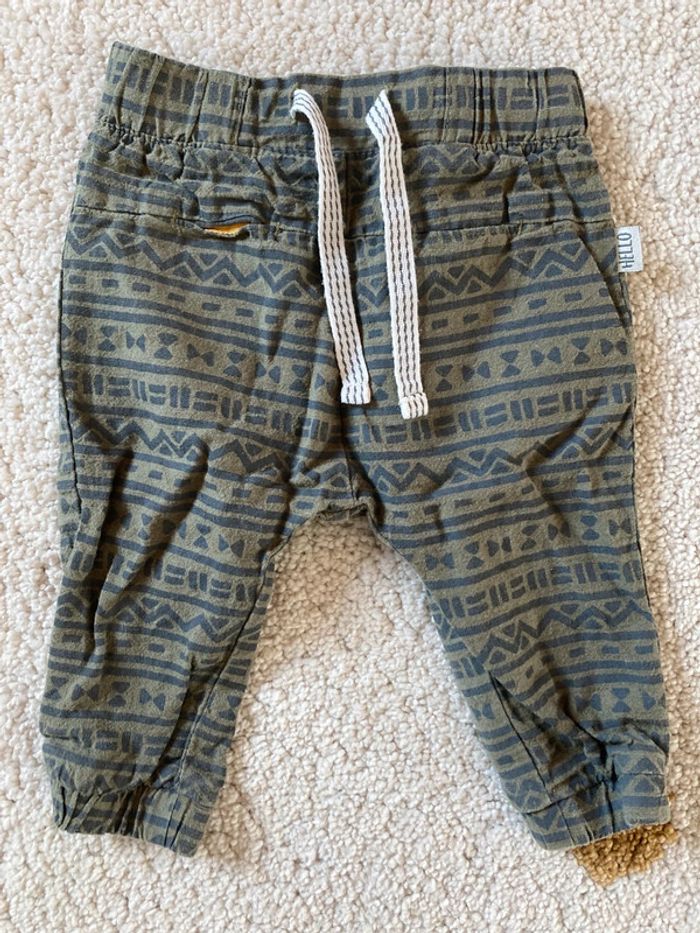 Pantalon neuf 6 mois