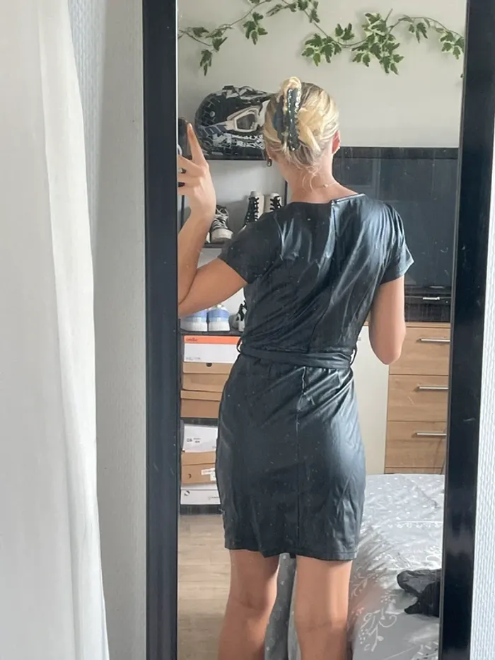 Robe femme - photo numéro 3