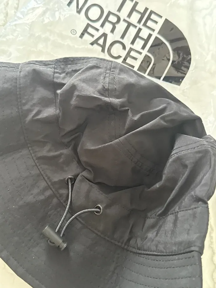 Bob the north face noir - photo numéro 6