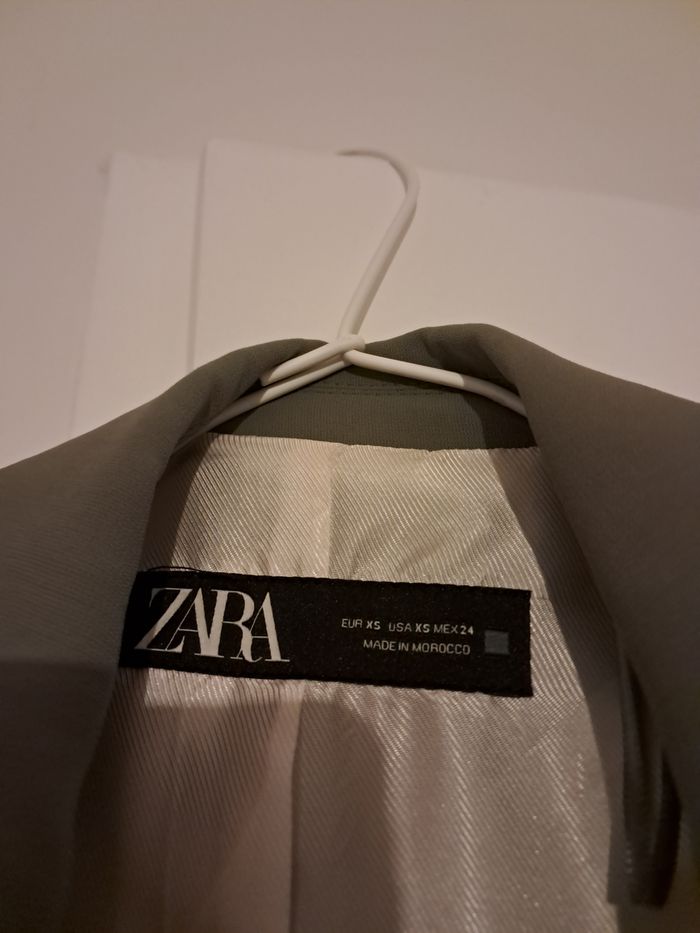 Véds veste zara neuve - photo numéro 2