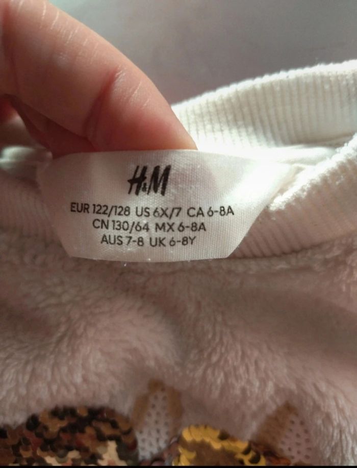 Deux Très Jolies pull fille de taille 6-8ans - photo numéro 3