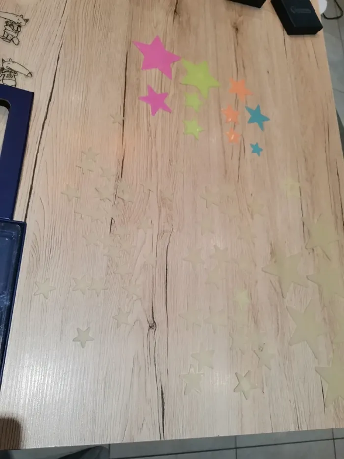 Coffret bonne nuit p'tit loup livre + phosphorescents - photo numéro 5