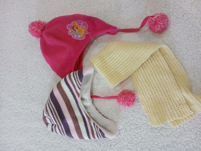 Lot bonnets - photo numéro 2