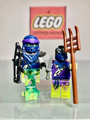 2 Mini FigurinesLEGO Ninjago