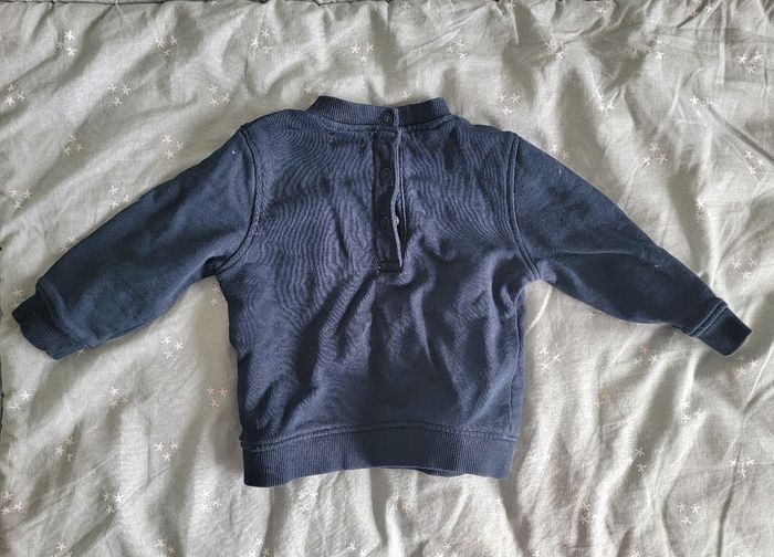 Pull bleu marine - photo numéro 2