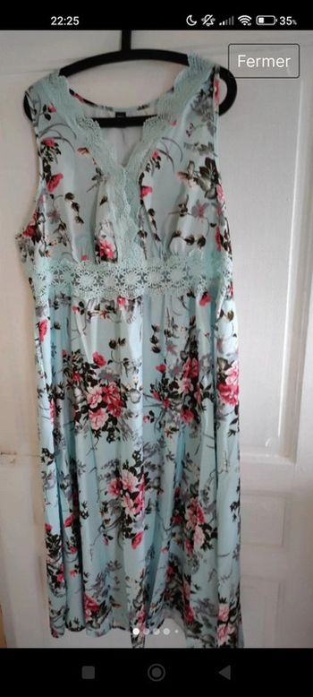 Très belle robe fleurie