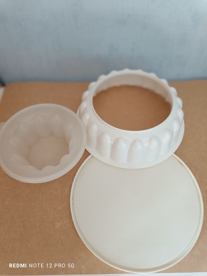Moule couronne Tupperware n°1 ( grand modéle) - photo numéro 6
