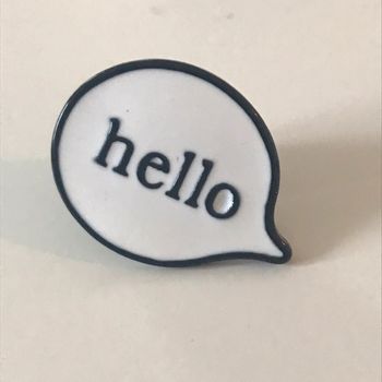 beau pins broche métallique