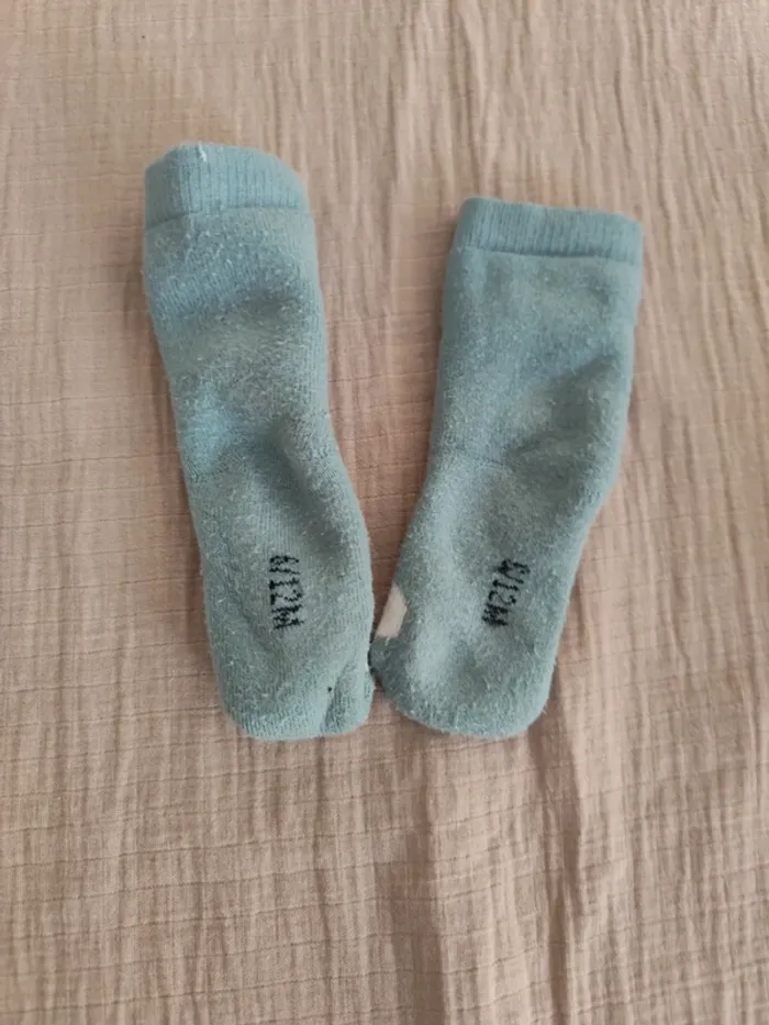 Pyjamas 6/9mois/74cm - photo numéro 4