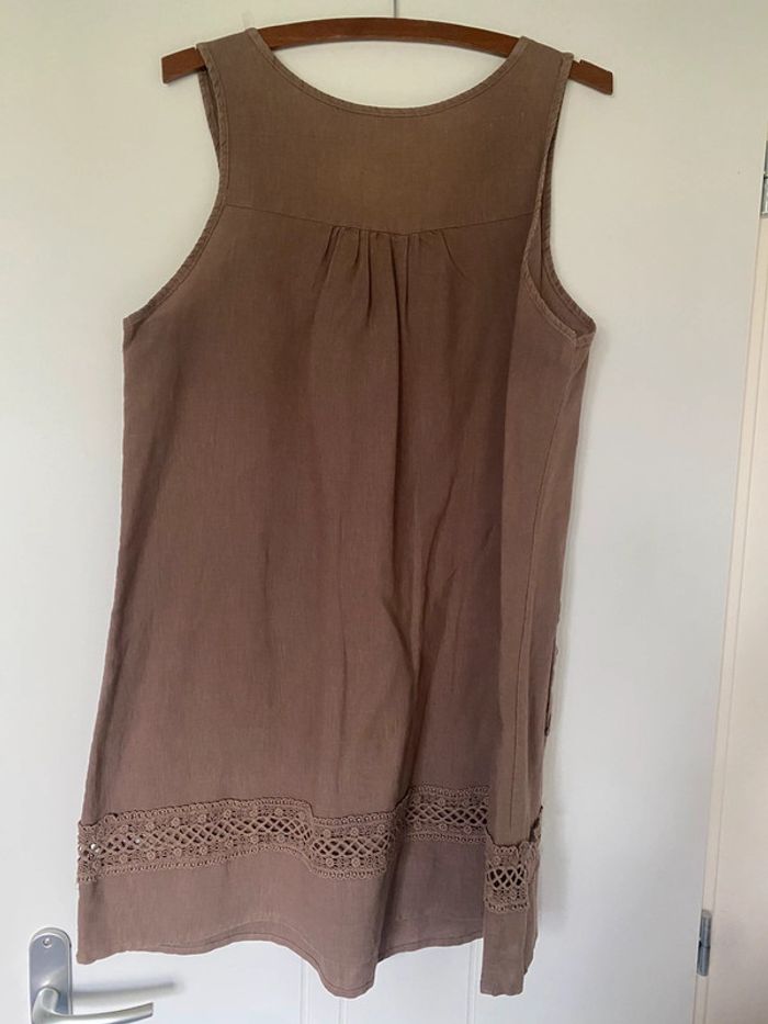 Robe sans manches - photo numéro 2