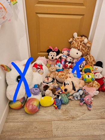 Lot peluches et doudous