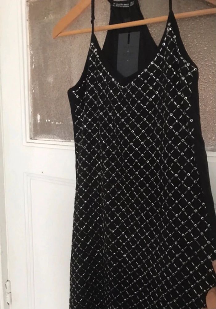 Robe/tunique Marque Bershka neuve avec étiquette taille XS - photo numéro 4