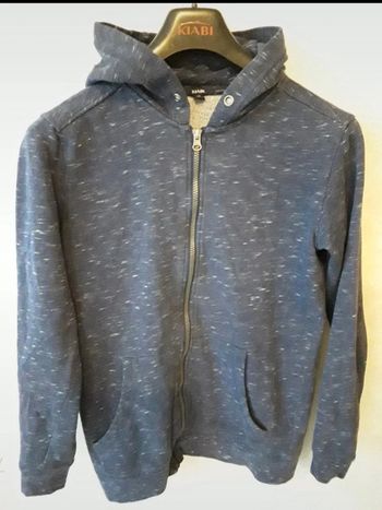 Gilet à capuche bleu chiné