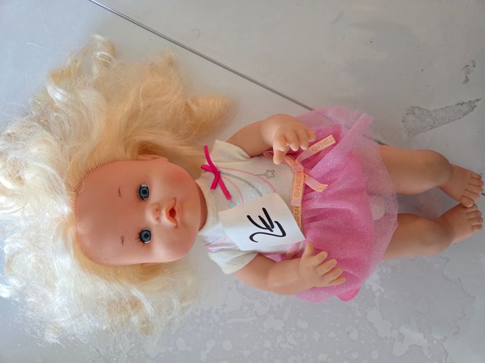 Lots poupee licorne et dora - photo numéro 3