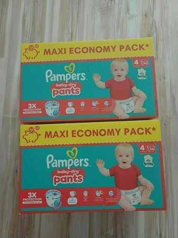 Deux cartons de couches pampers pants taille 4