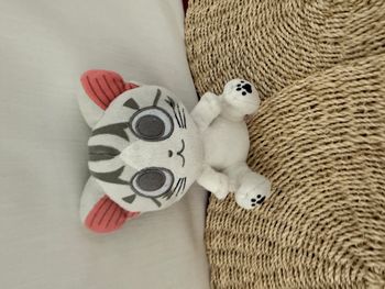 Peluche CHI ! Chi ! chi une vie de chat peluche