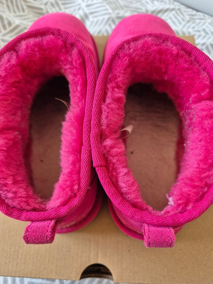 UGG mini fuschia - photo numéro 5
