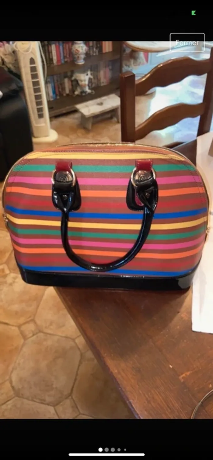 Sac à main plusieurs couleurs