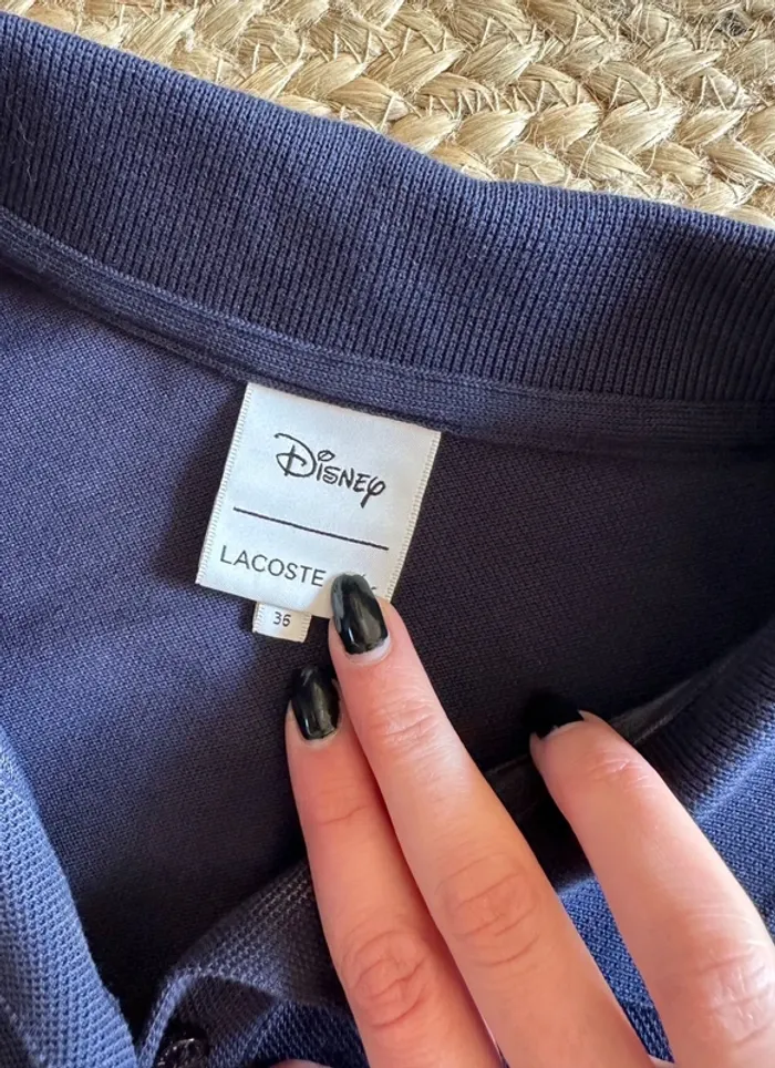 Polo Lacoste bleu collection limitée Disney bleu taille 36 - photo numéro 3