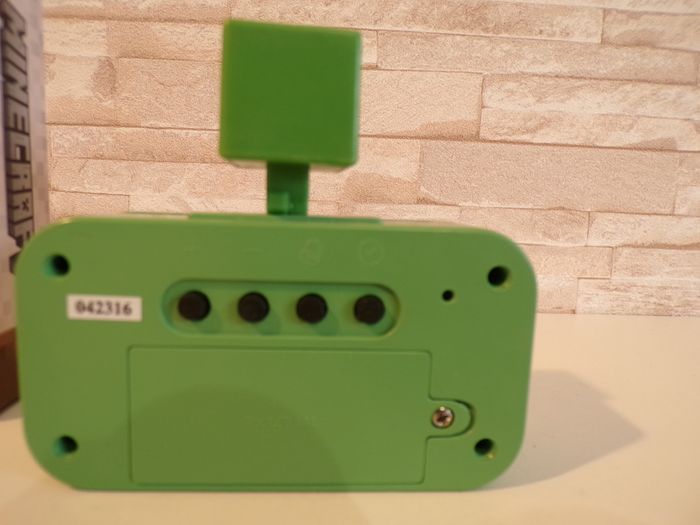 Réveil Minecraft - Creeper (J27) - photo numéro 4