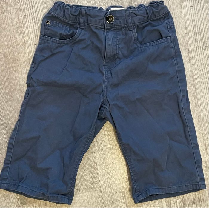 Short 10 ans In Extenso