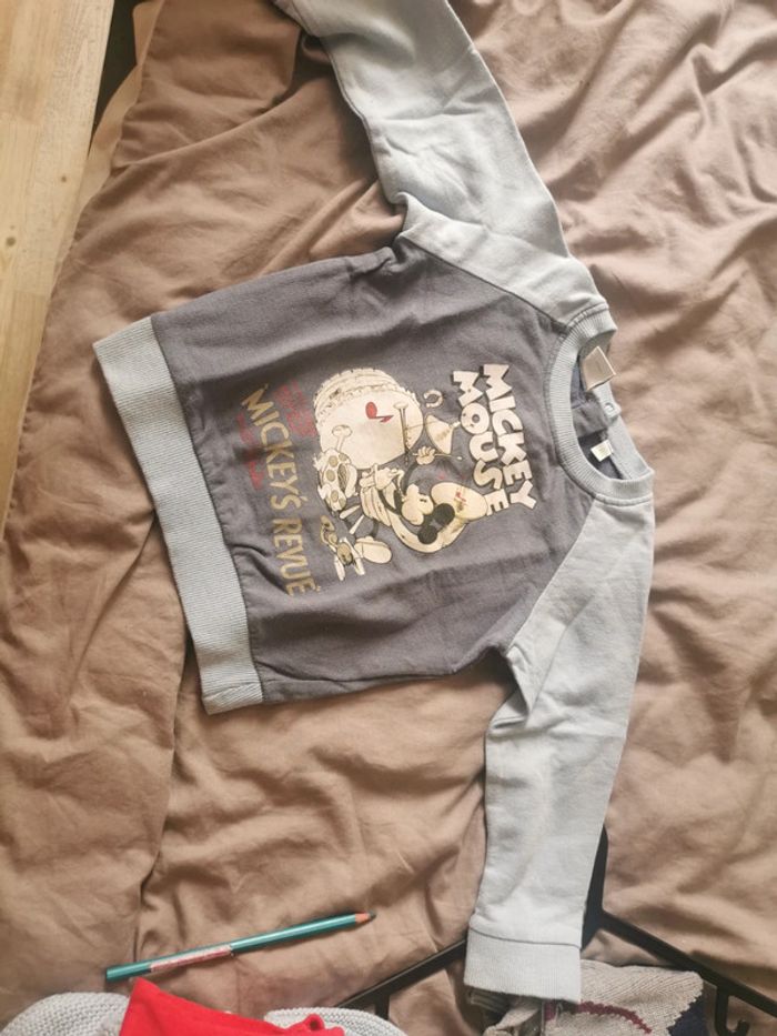 Pull léger Mickey 18 mois - photo numéro 2