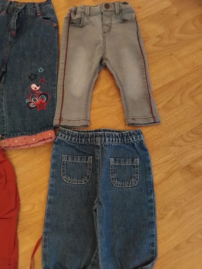 Lot pantalons fille 6mois - photo numéro 2