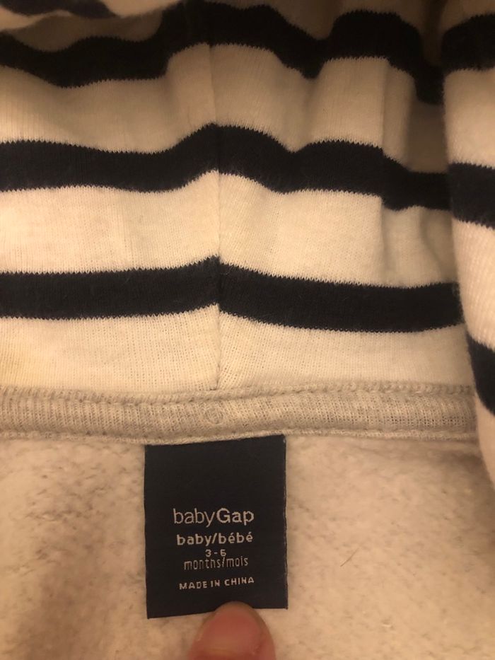 Gilet GAP 3/6 mois - photo numéro 2