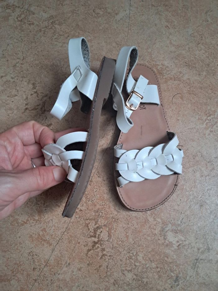 Sandales neuve blanche 29 - photo numéro 2