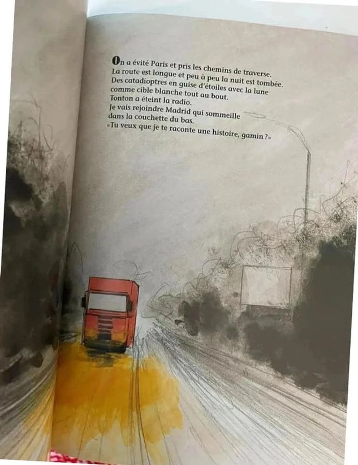 Livre école des loisirs marilyn rouge édition pastel - photo numéro 4