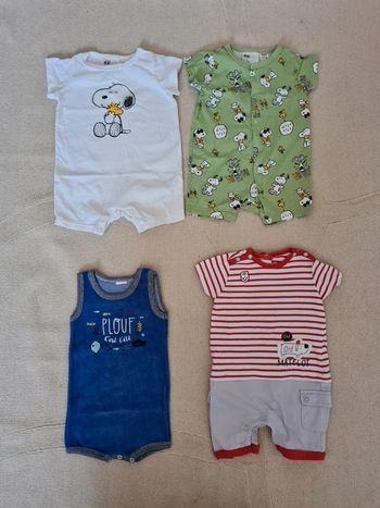 Lot 4 barboteuses Taille 3 mois