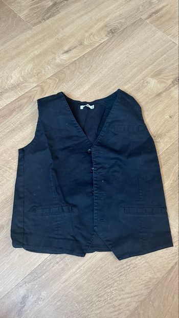 🍃 Gilet sans manches noir – Gémo – Taille 8 ans – Très bon état