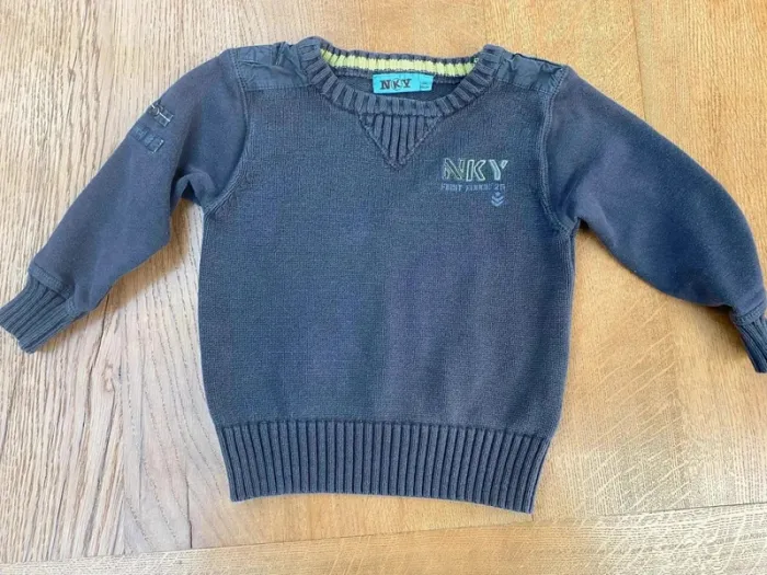 Pull gris anthracite 3 ans NKY
