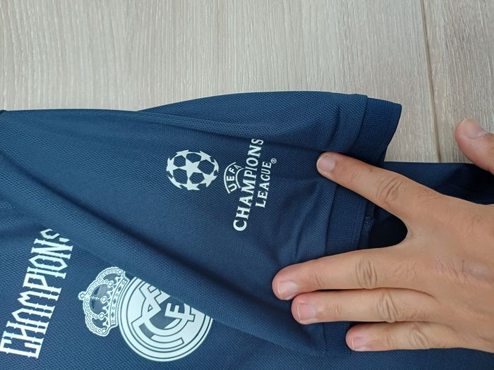 Polo homme Real Madrid, taille L, neuf - photo numéro 5