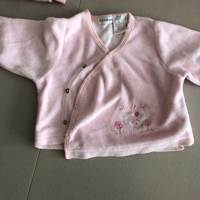 Lot vêtements 1 mois fille - photo numéro 2