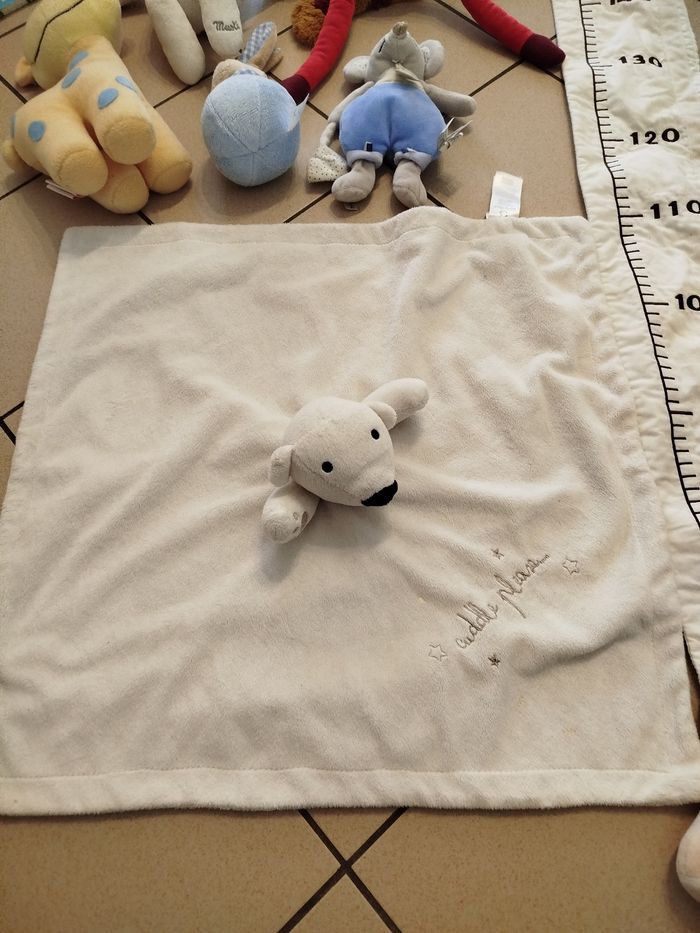 Peluches et doudous très bon état