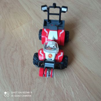 Voiture playmobil pompier