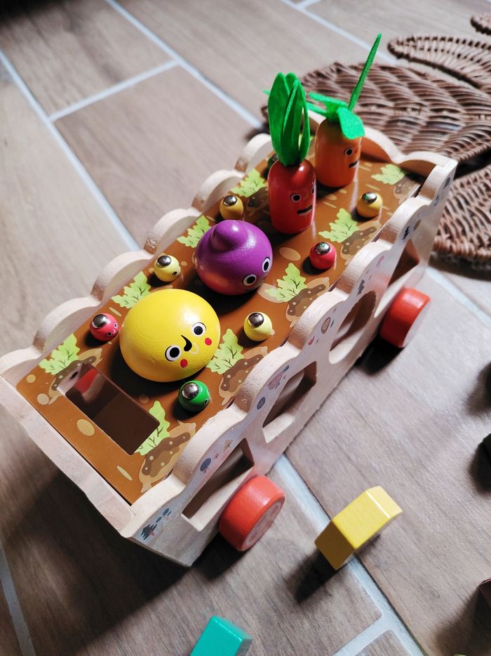🥕Camion d'éveil multi activités 3 en 1 potager et animaux boîte à formes en bois - photo numéro 2