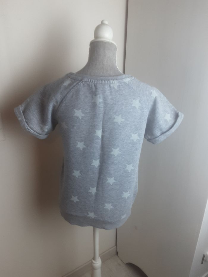Joli sweat manches courtes 8 ans - photo numéro 2
