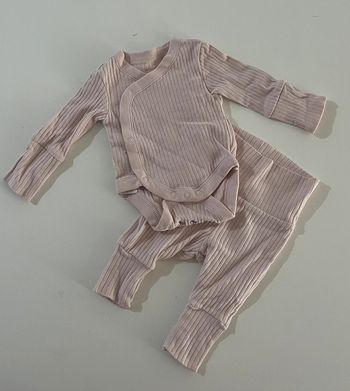 Ensemble body pantalon côtelé rose - naissance - Primark