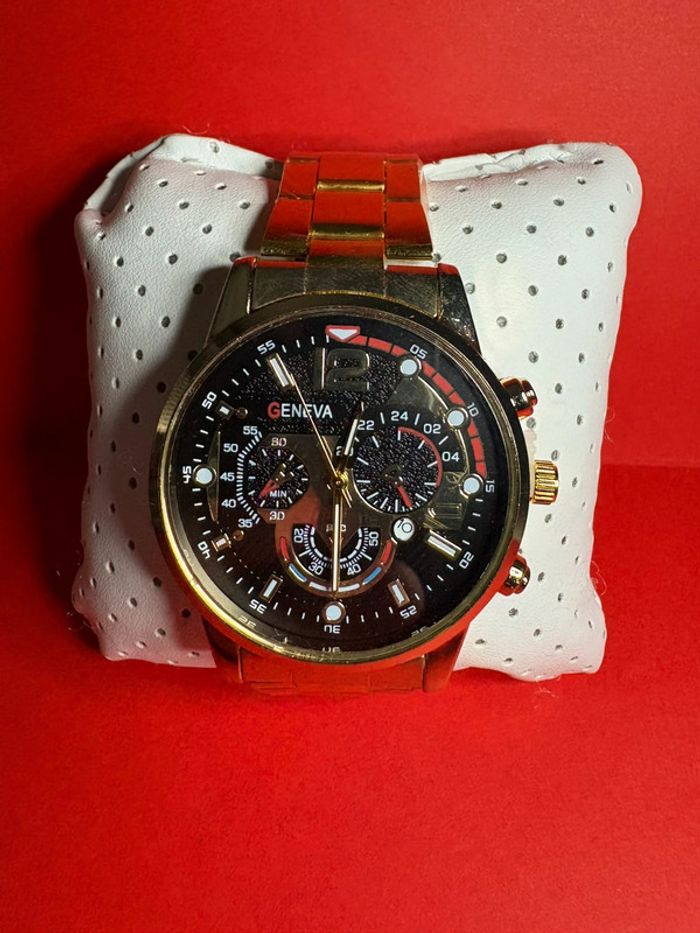 montre Geneva doré avec cadran noir à quartz pour hommes avec date - photo numéro 3
