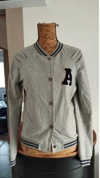 Gilet Pimkie gris taille m femme