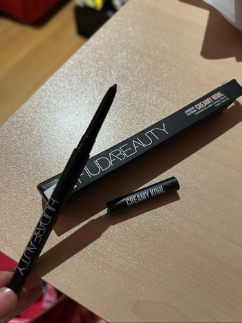 Crayon Huda Beauty