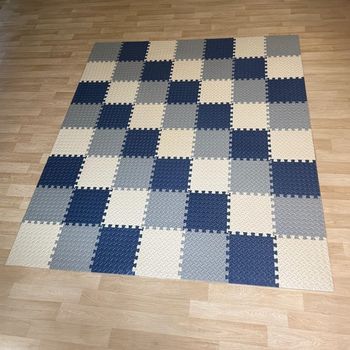 lot de dalles en mousse emboîtables pour former un gros tapis de sol