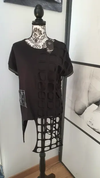 Blouse asymétrique Queen